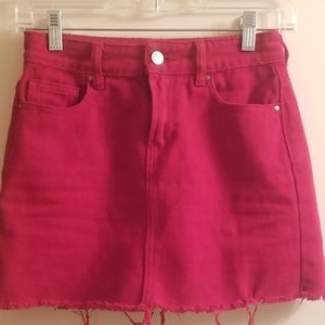 Red frayed denim mini skirt